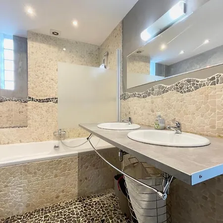 Apartment #f7 The Contemporary 6 Sleeps Wifi Tramway *